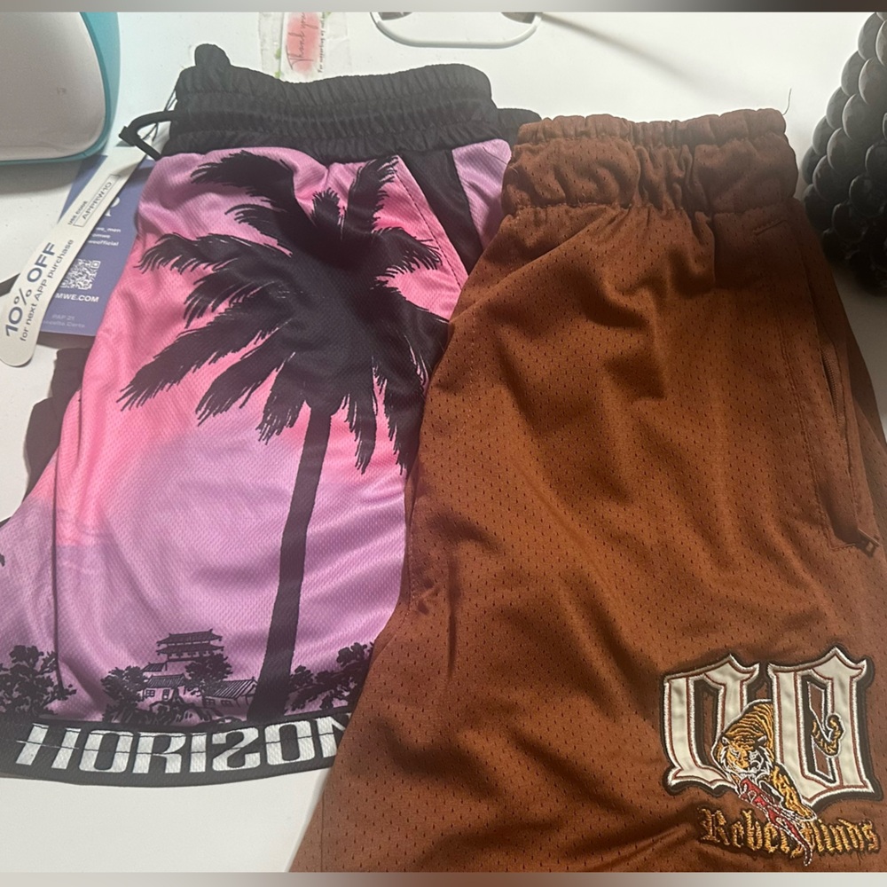 Men’s Shorts Bundle | Rebel Minds + Horizon Mesh Athletic Shorts Size Medium